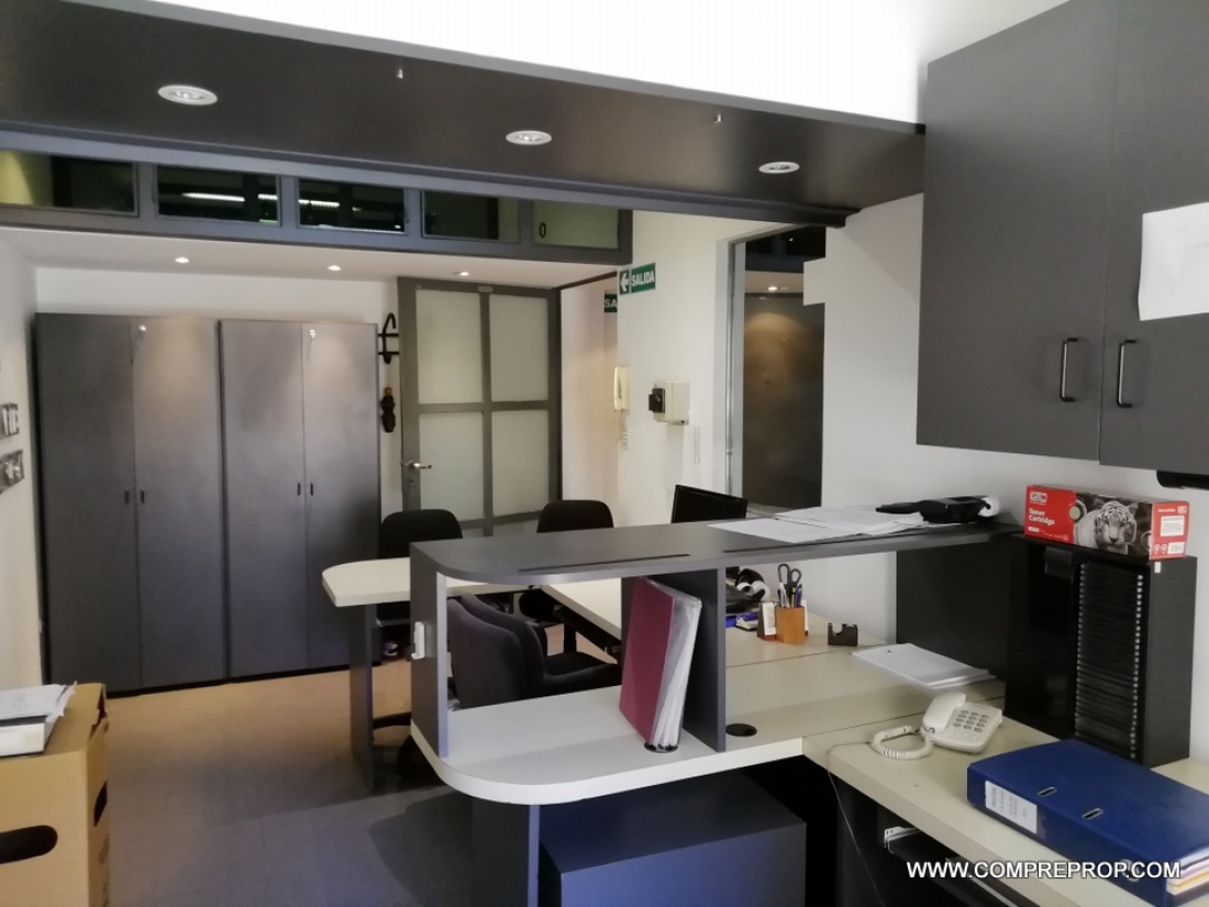 VENTA OFICINA B� CENTRO 