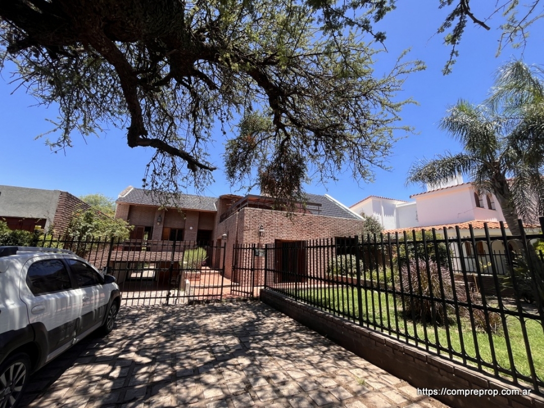 CASA EN VENTA 3 DORMITORIOS VILLA BELGRANO APTO BANCOR