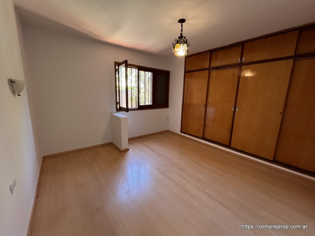 CASA EN VENTA 3 DORMITORIOS VILLA BELGRANO APTO BANCOR