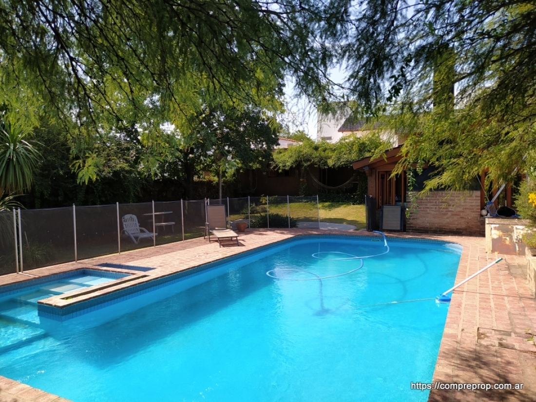 CASA EN VENTA 3 DORMITORIOS VILLA BELGRANO APTO BANCOR