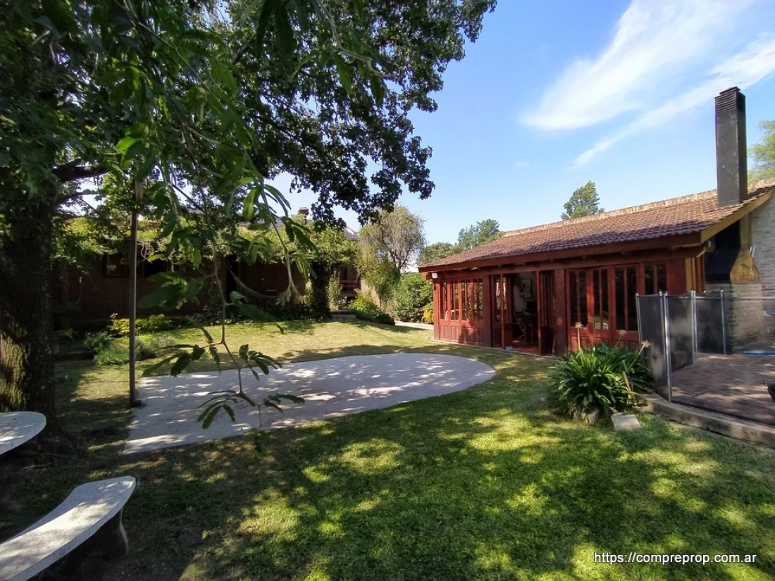 CASA EN VENTA 3 DORMITORIOS VILLA BELGRANO APTO BANCOR