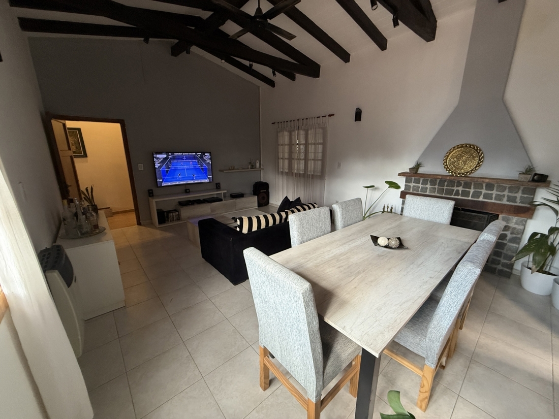 CASA EN VENTA 3 DORMITORIOS EN EL TALAR DE MENDIOLAZA