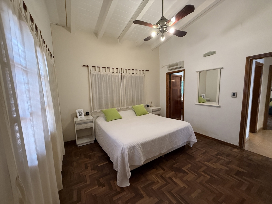 CASA EN VENTA 3 DORMITORIOS EN EL TALAR DE MENDIOLAZA