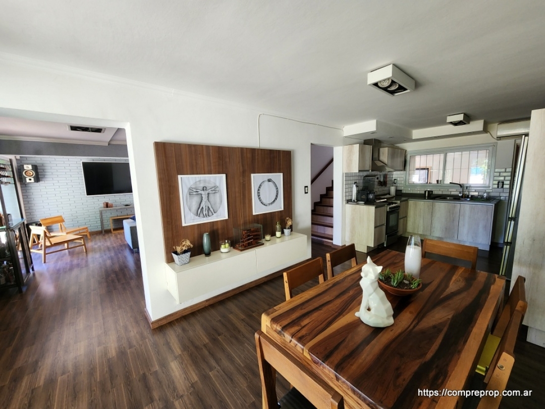 ARGUELLO CASA EN VENTA 3 DORMITORIOS MEJOR ZONA