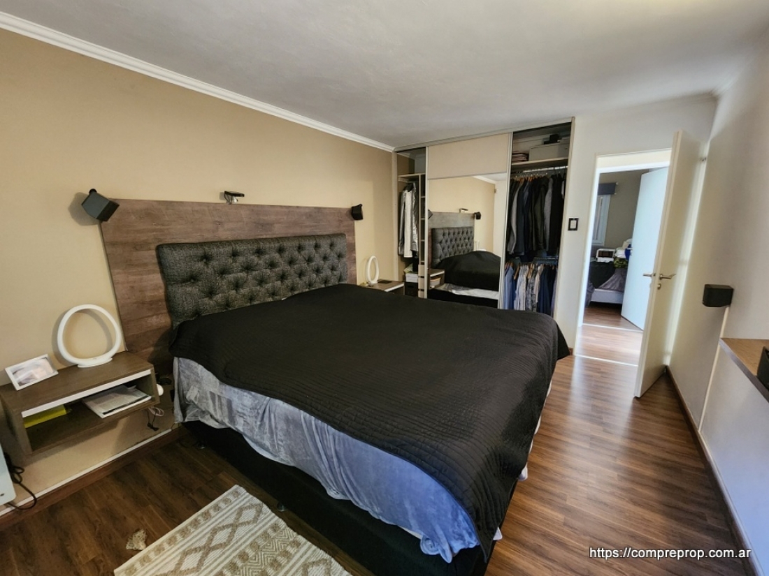 ARGUELLO CASA EN VENTA 3 DORMITORIOS MEJOR ZONA