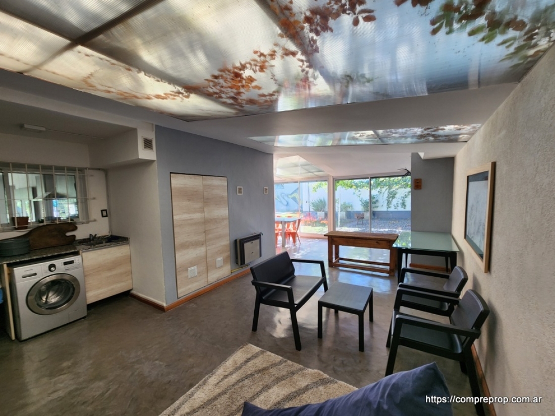 ARGUELLO CASA EN VENTA 3 DORMITORIOS MEJOR ZONA