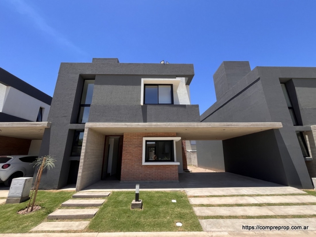 DUPLEX EN VENTA 3 DORMITORIOS COMPLEJO EL REFUGIO ARGUELLO