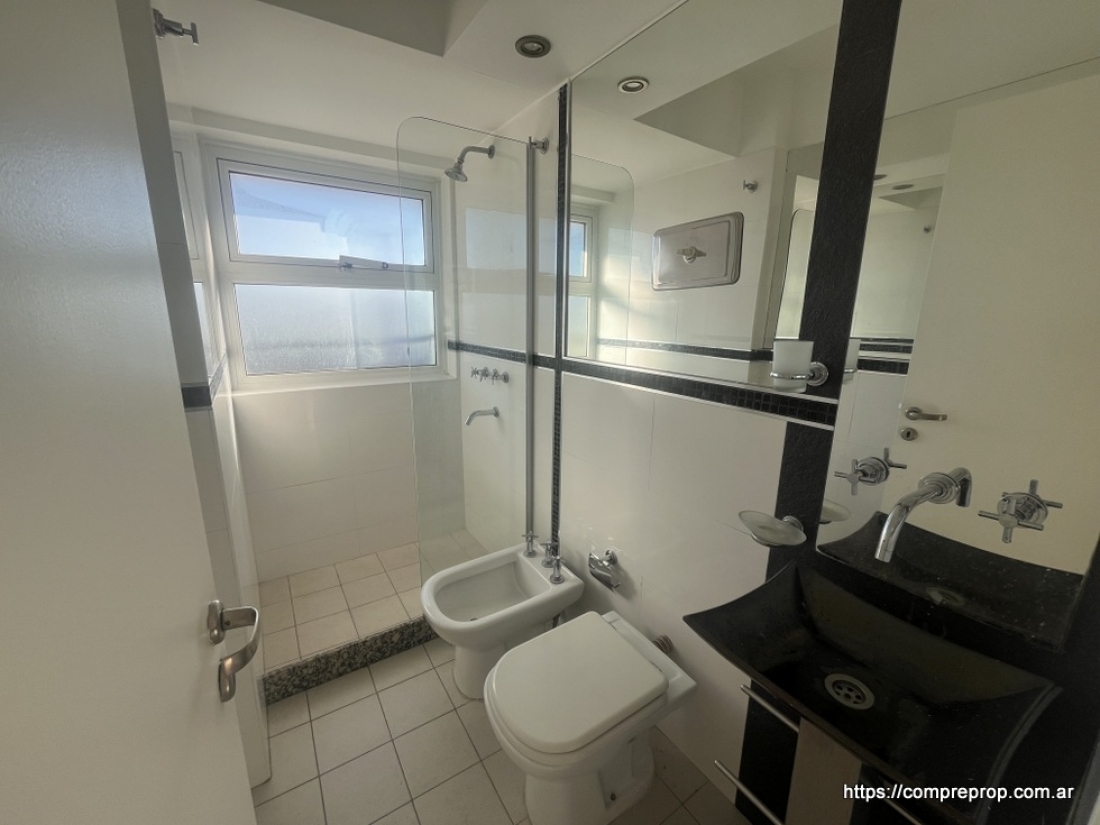 DEPARTAMENTO EN ALQUILER BV SAN JUAN Y BOLIVAR 2 DORMITORIOS PENTHOUSE