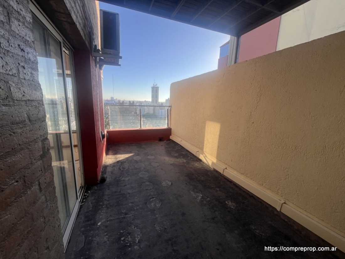 DEPARTAMENTO EN ALQUILER BV SAN JUAN Y BOLIVAR 2 DORMITORIOS PENTHOUSE