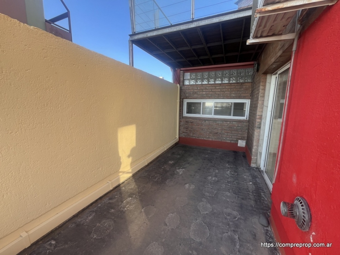 DEPARTAMENTO EN ALQUILER BV SAN JUAN Y BOLIVAR 2 DORMITORIOS PENTHOUSE