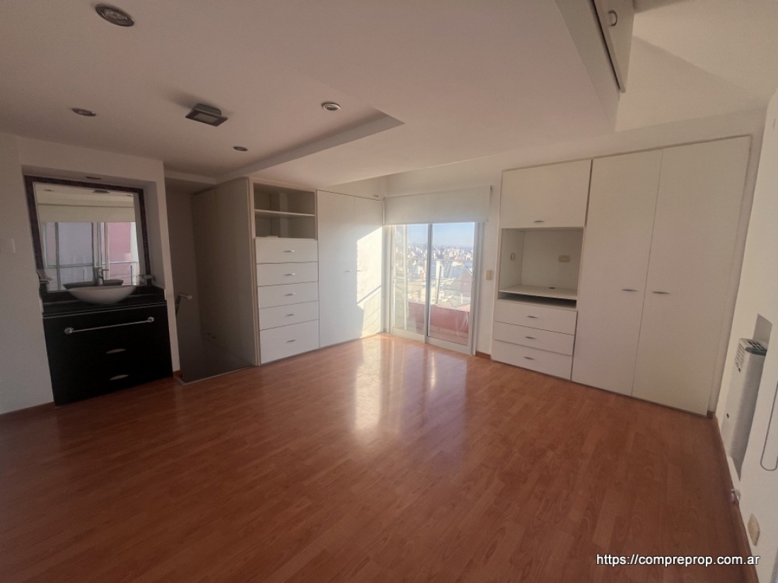 DEPARTAMENTO EN ALQUILER BV SAN JUAN Y BOLIVAR 2 DORMITORIOS PENTHOUSE