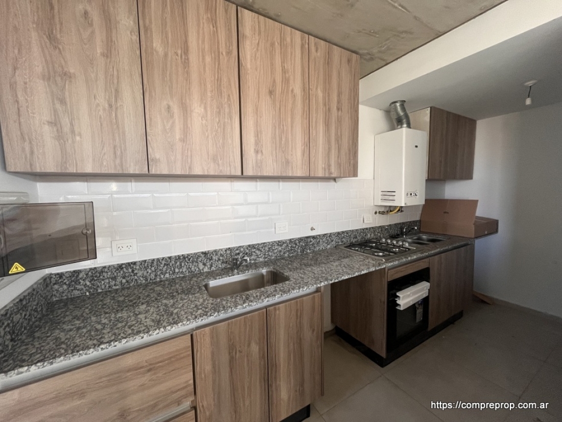 DUPLEX EN VENTA LA CALANDRIA DOS DORMITORIOS