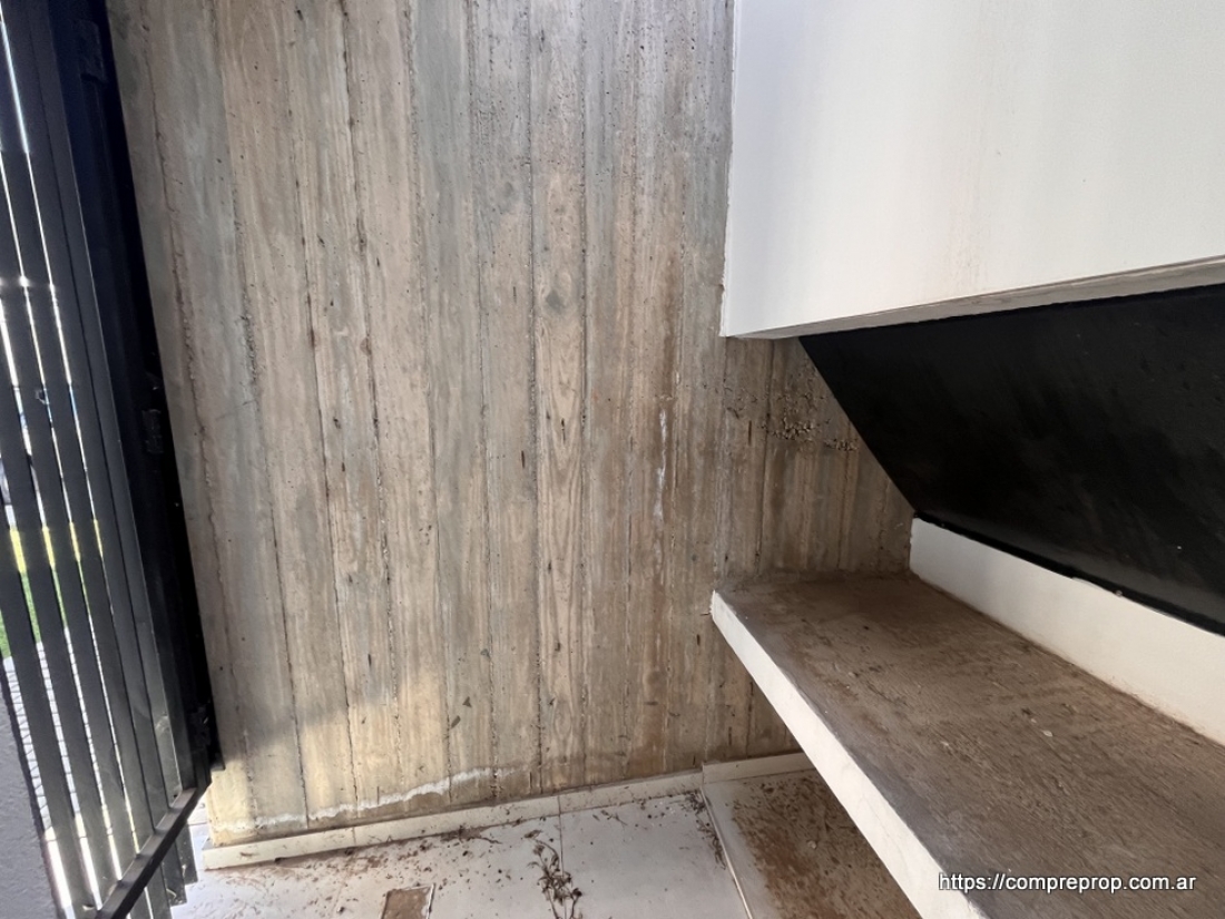 DUPLEX EN VENTA LA CALANDRIA DOS DORMITORIOS