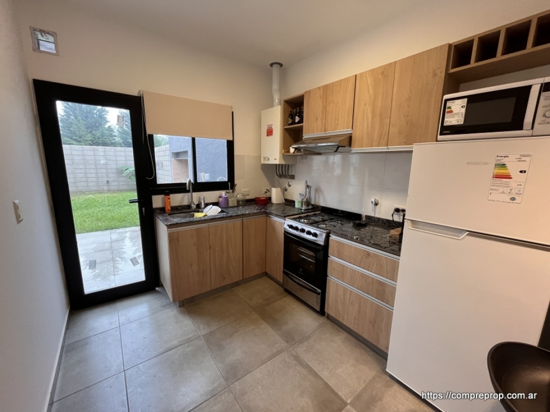 D�PLEX EN ALQUILER EN LA CALANDRIA | 2 DORMITORIOS | AMOBLADO