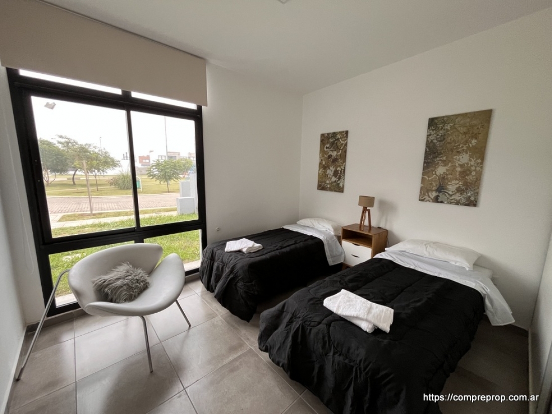 D�PLEX EN ALQUILER EN LA CALANDRIA | 2 DORMITORIOS | AMOBLADO