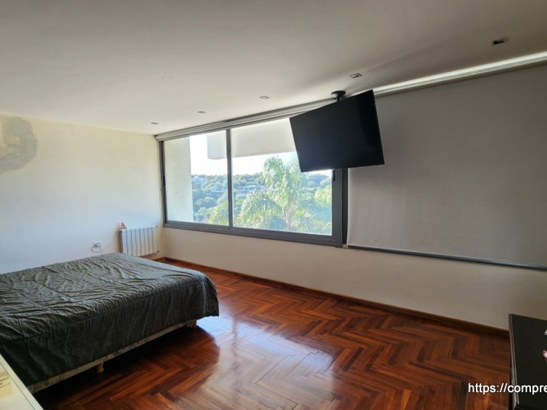 CASA DE CATEGORIA EN VENTA 3 DORMITORIOS ESTANCIA Q2 