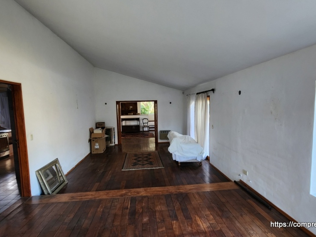 VILLA ALLENDE GOLF CASA EN VENTA CINCO LOTES 