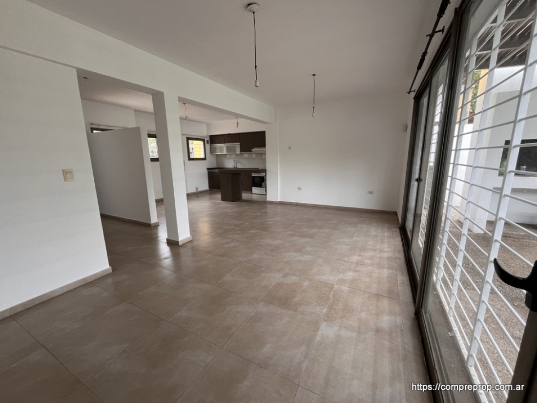 DUPLEX EN VENTA 3 DORMITORIOS HOUSING VILLA WARCALDE CON JARDN Y PILE