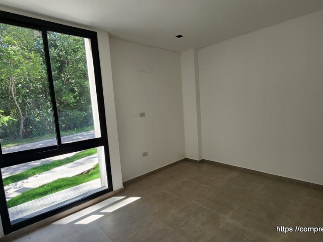 CAMPO CHICO ZONA SUR CASA EN VENTA 3 DORMITORIOS Y ESCRITORIO