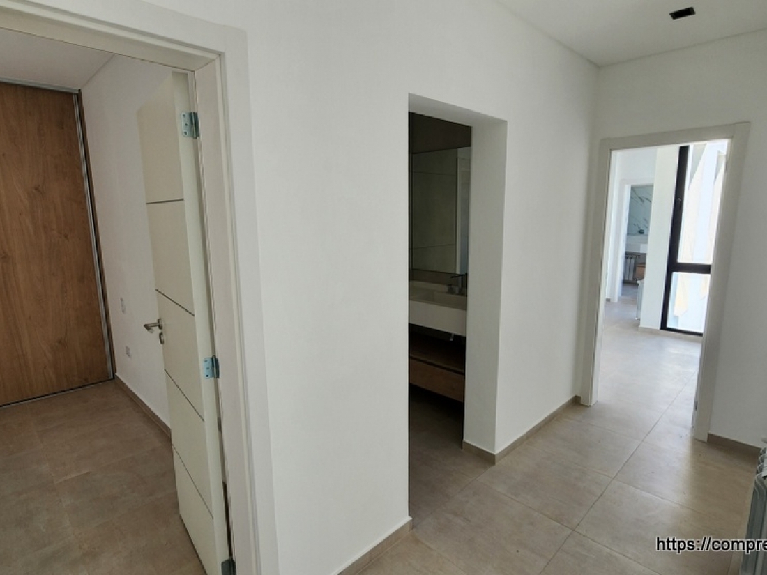 CAMPO CHICO ZONA SUR CASA EN VENTA 3 DORMITORIOS Y ESCRITORIO