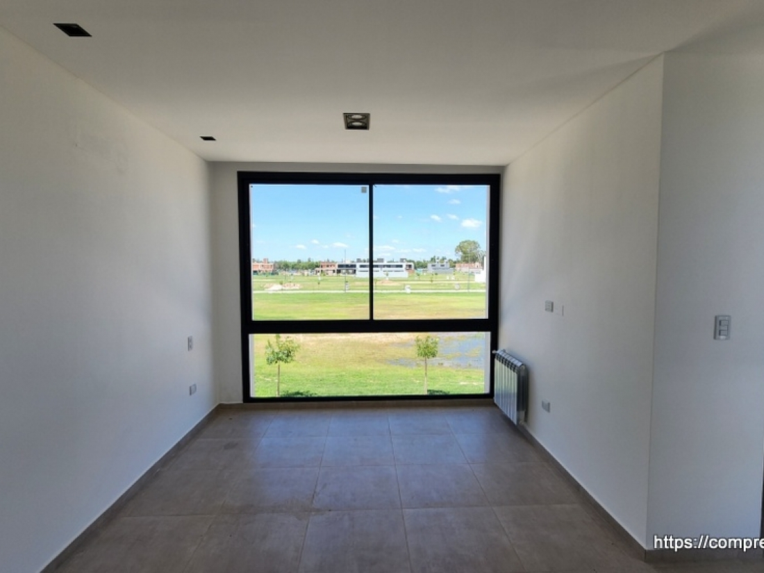 CAMPO CHICO ZONA SUR CASA EN VENTA 3 DORMITORIOS Y ESCRITORIO