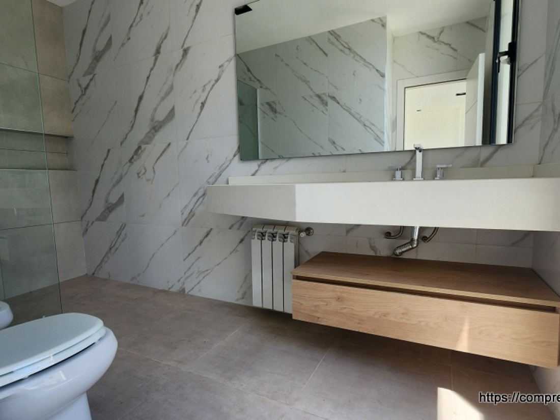 CAMPO CHICO ZONA SUR CASA EN VENTA 3 DORMITORIOS Y ESCRITORIO