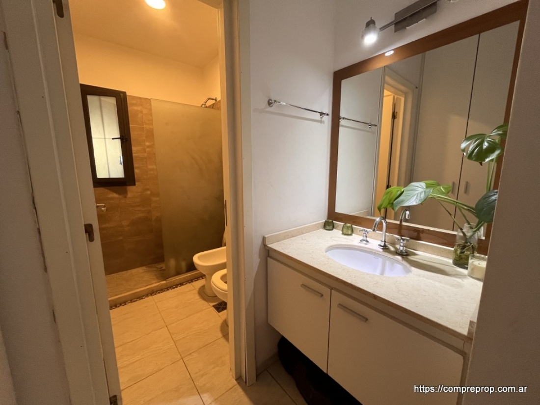 CASA EN VENTA 3 DORMITORIOS HOUSING DEL RIVERA