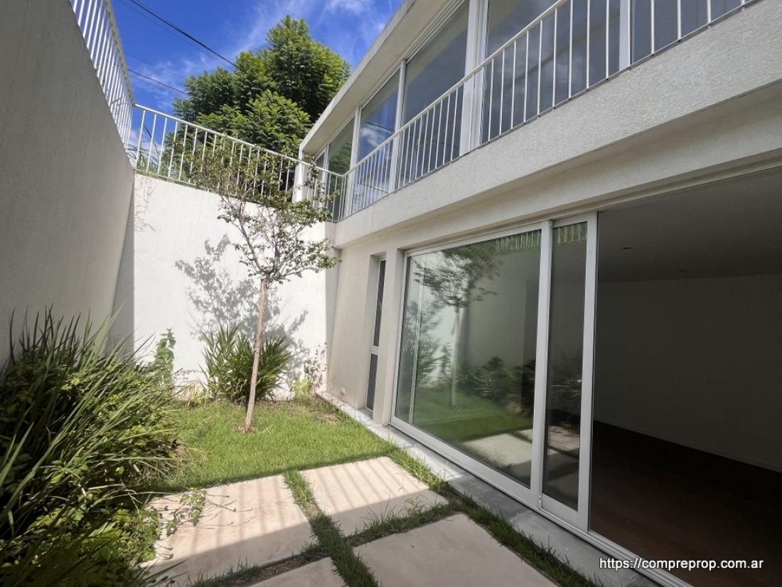 DUPLEX TRIPLEX HOUSING EN VENTA 3 DORMITORIOS VILLA BELGRANO
