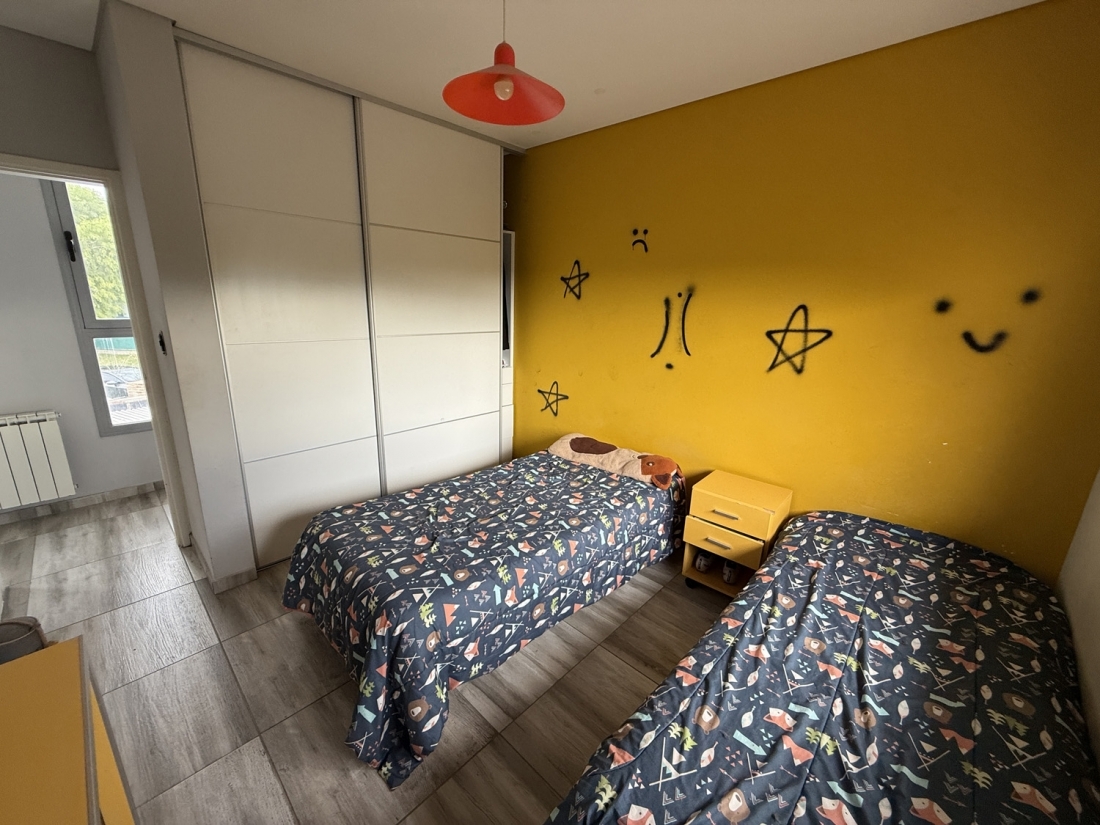 VALLE ESCONDIDO TERRAZAS CASA EN VENTA 4 DORMITORIOS APTO CRDITO