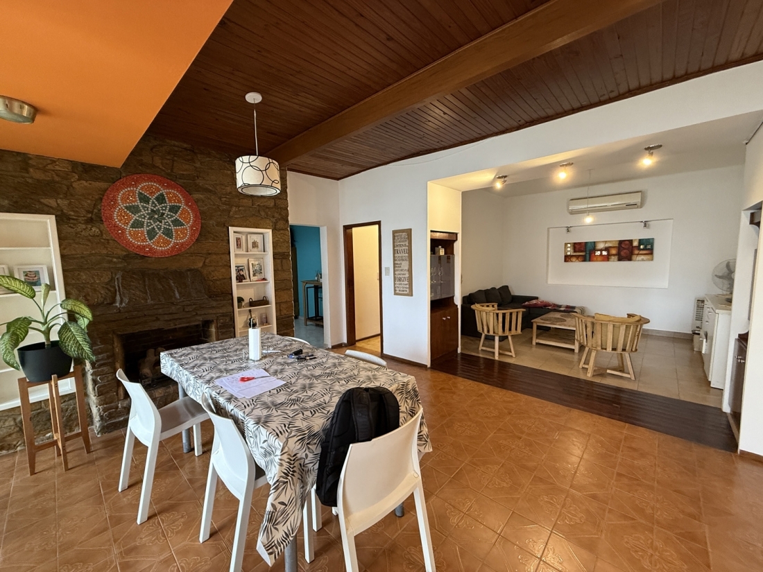 CASA EN VENTA ALBERDI 3 PROPIEDADES EN 1