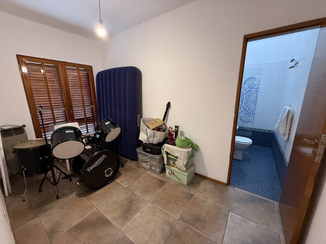 CASA EN VENTA ALBERDI 3 PROPIEDADES EN 1