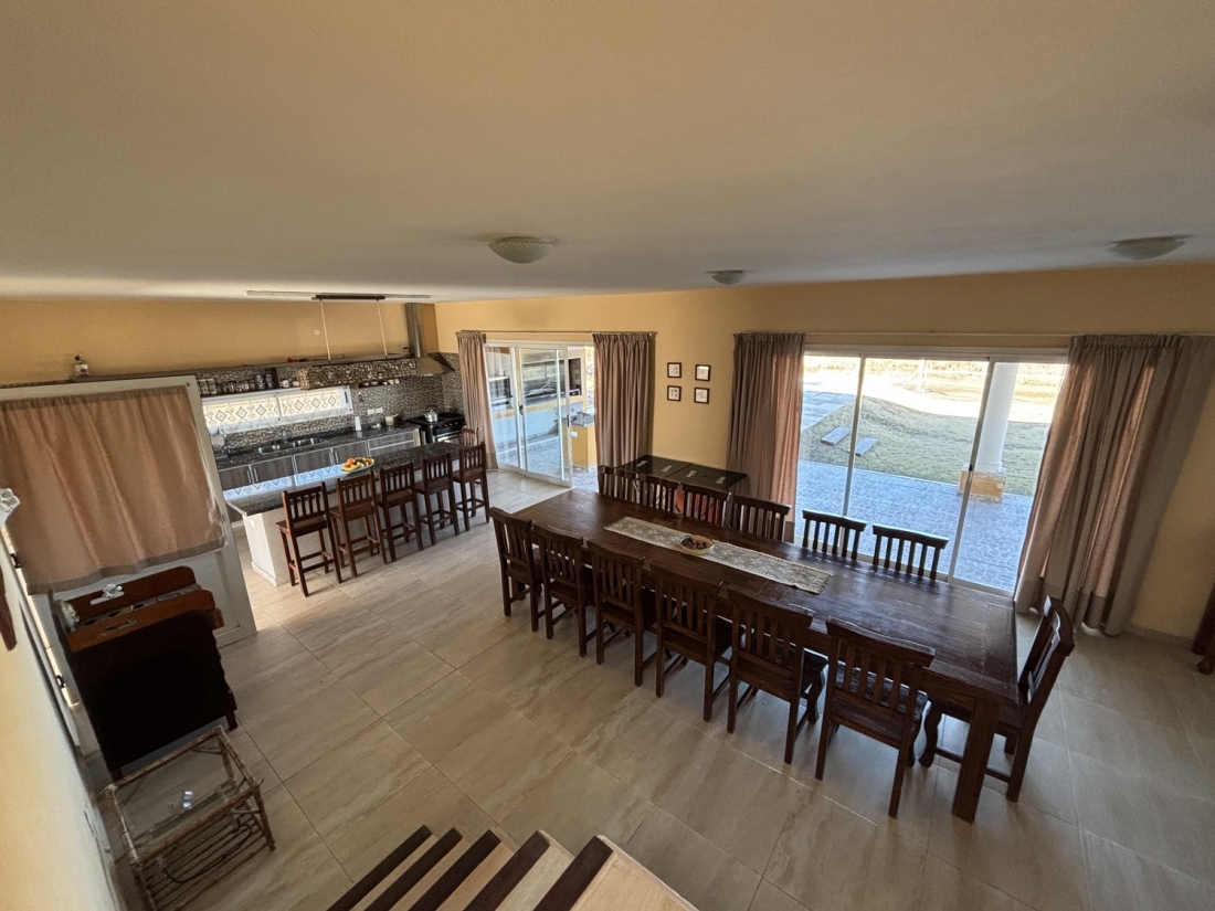 SANTA MARIA DE PUNILLA CARLOS PAZ CASA EN VENTA LAGO 4 DORMITORIOS