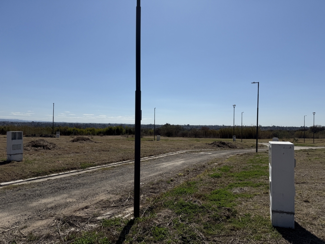 JARDIN INGLES 2 VALLE ESCONDIDO LOTE EN VENTA