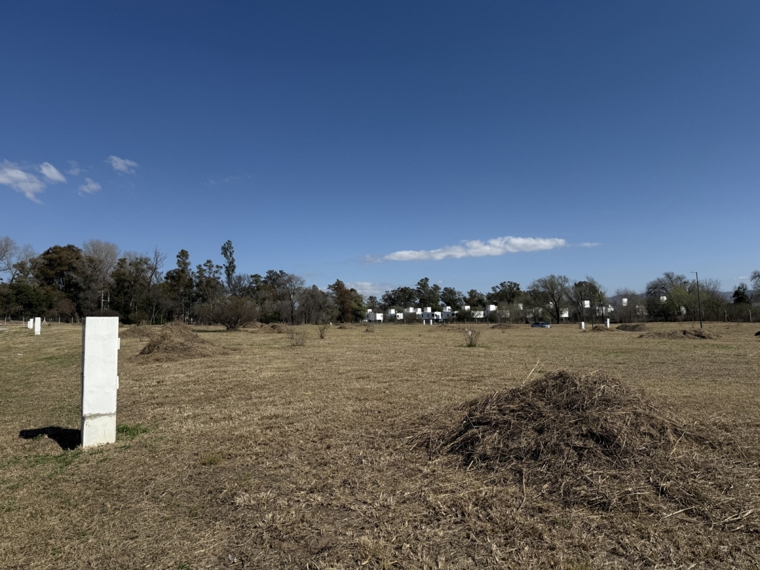 JARDIN INGLES 2 VALLE ESCONDIDO LOTE EN VENTA