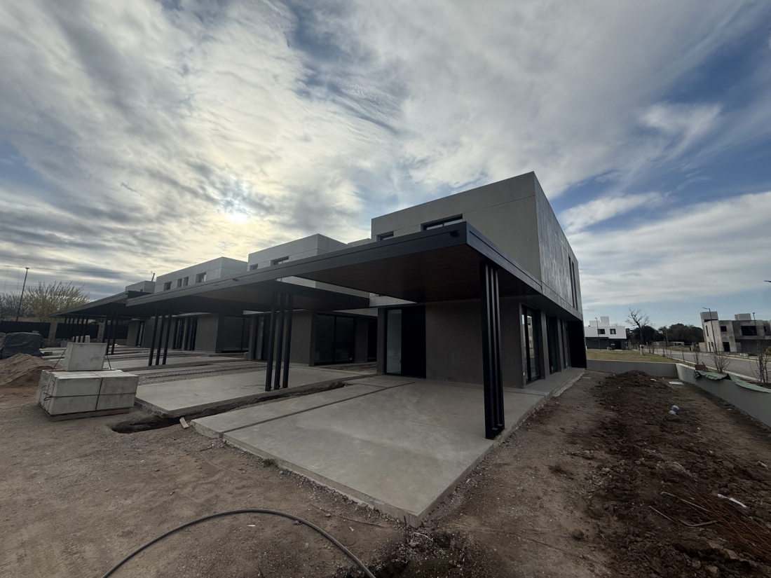 DUPLEX HOUSING ANATOLIA CHACRAS DEL NORTE GREEN 3 DORMITORIO