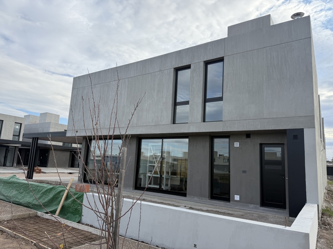 DUPLEX HOUSING ANATOLIA CHACRAS DEL NORTE GREEN 3 DORMITORIO