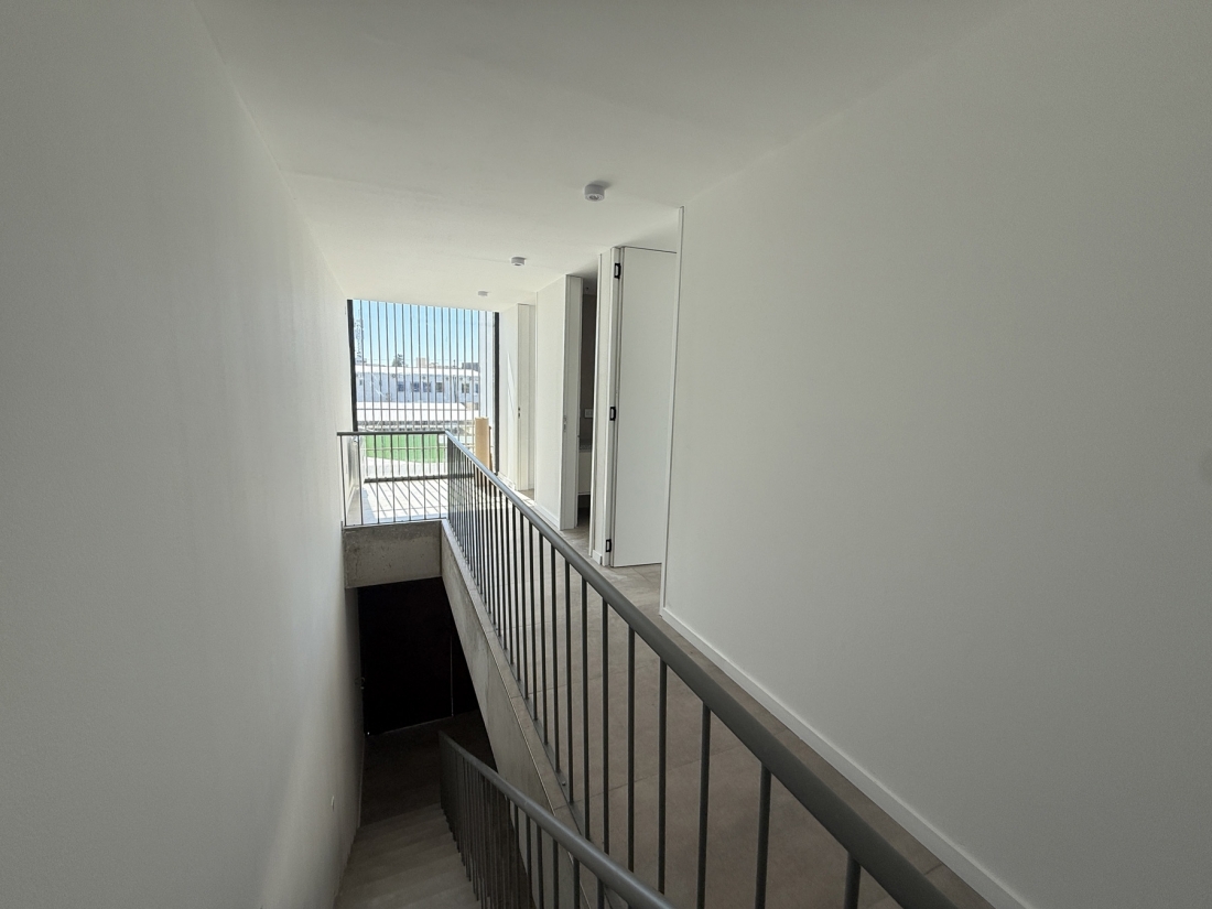 DPLEX EN VENTA HOUSING CERRO DE LAS ROSAS 3 DORMITORIOS