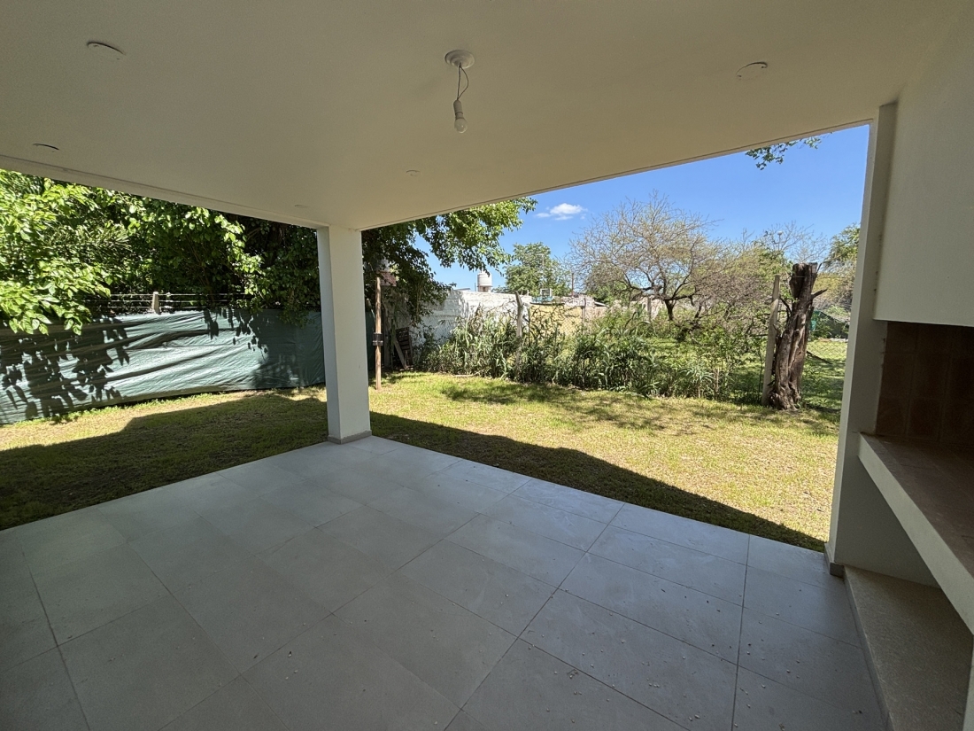 EL REFUGIO HOUSING DUPLEX EN VENTA 3 DORMITORIOS Y ESCRITORIO