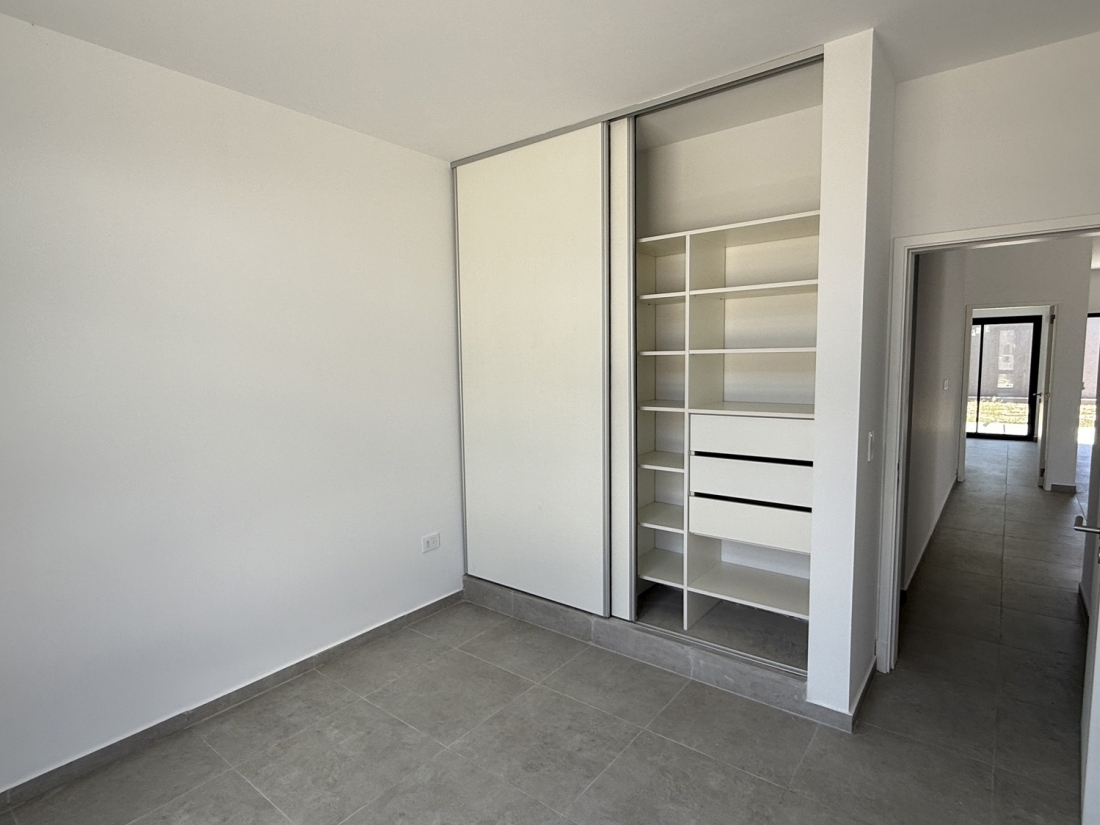 SOLARES DE MANANTIALES ALQUILER DUPLEX 2 DORMITORIOS UNA PLANTA