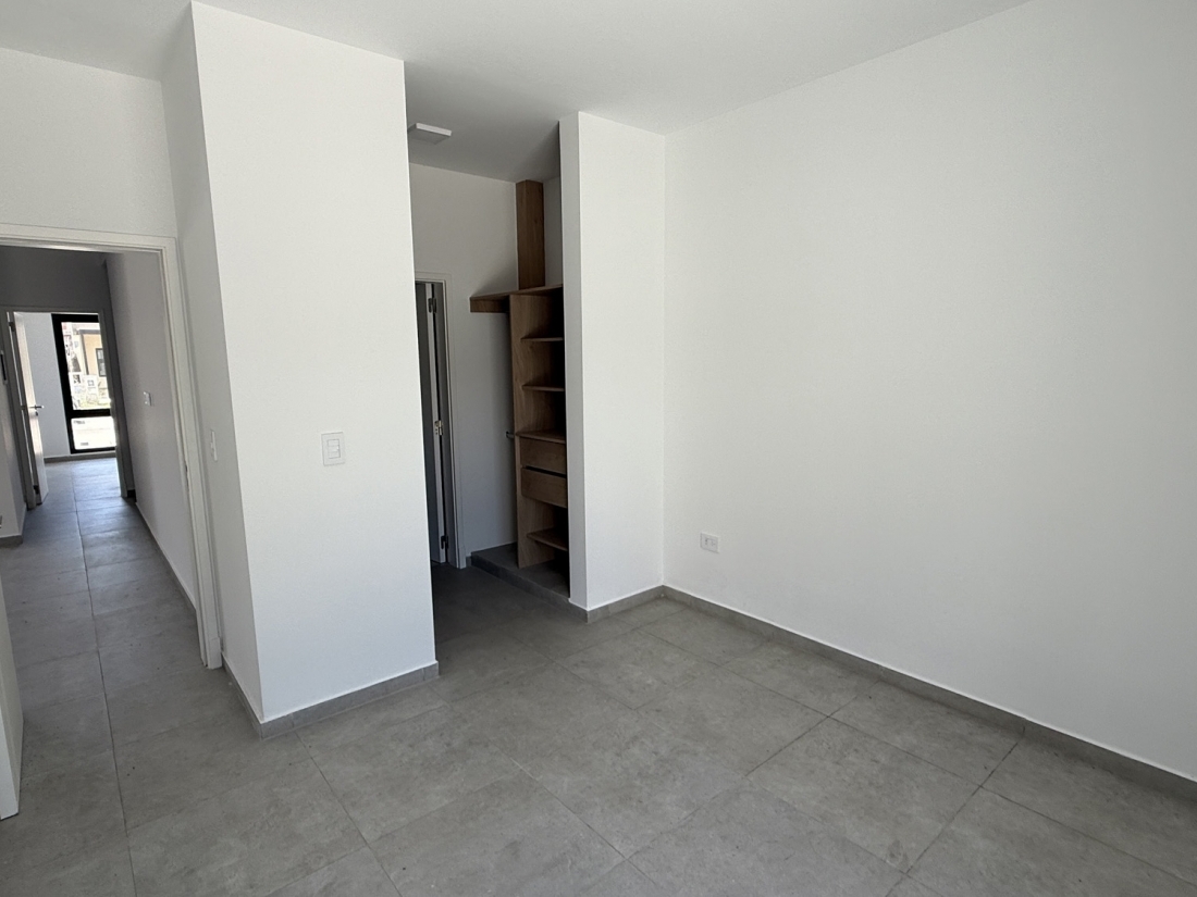 SOLARES DE MANANTIALES ALQUILER DUPLEX 2 DORMITORIOS UNA PLANTA