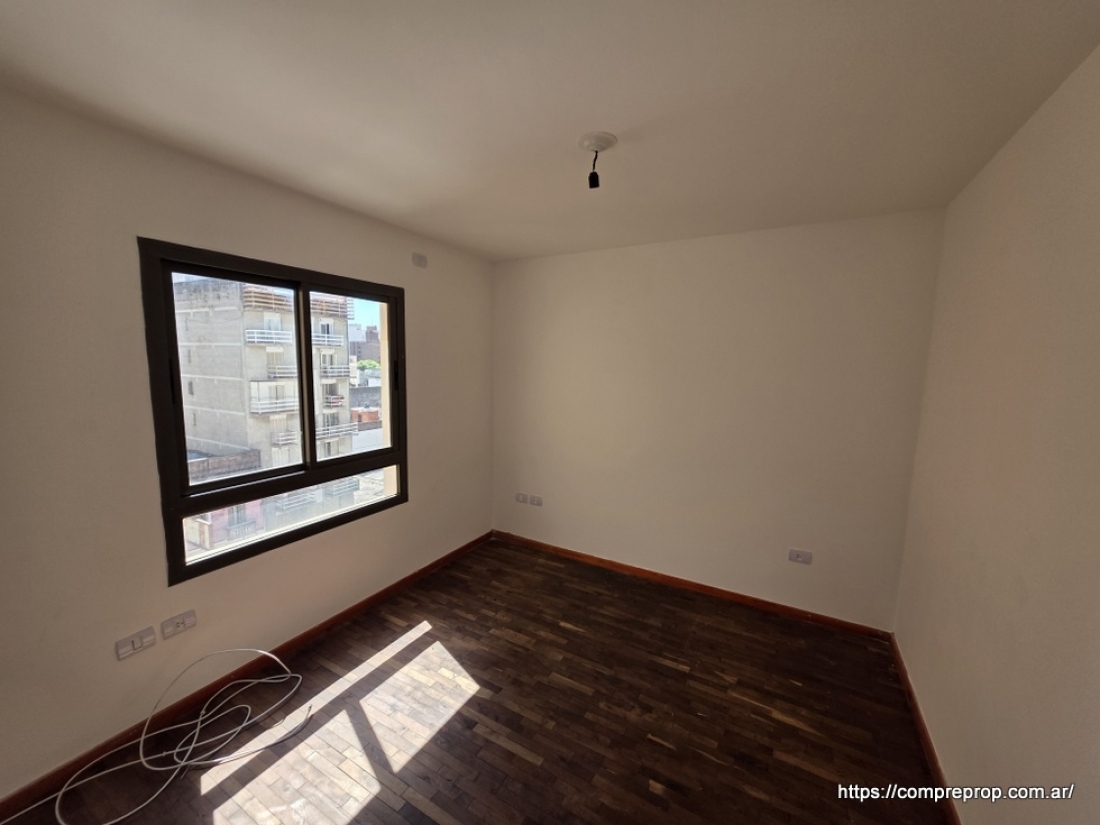 DEPARTAMENTO EN VENTA 2 DORMITORIOS ALBERDI A PASOS DE LA CAADA