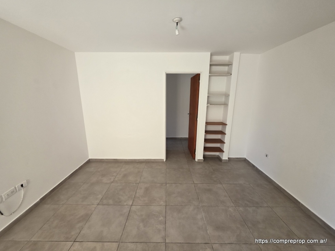 DEPARTAMENTO EN VENTA 2 DORMITORIOS ALBERDI A PASOS DE LA CAADA
