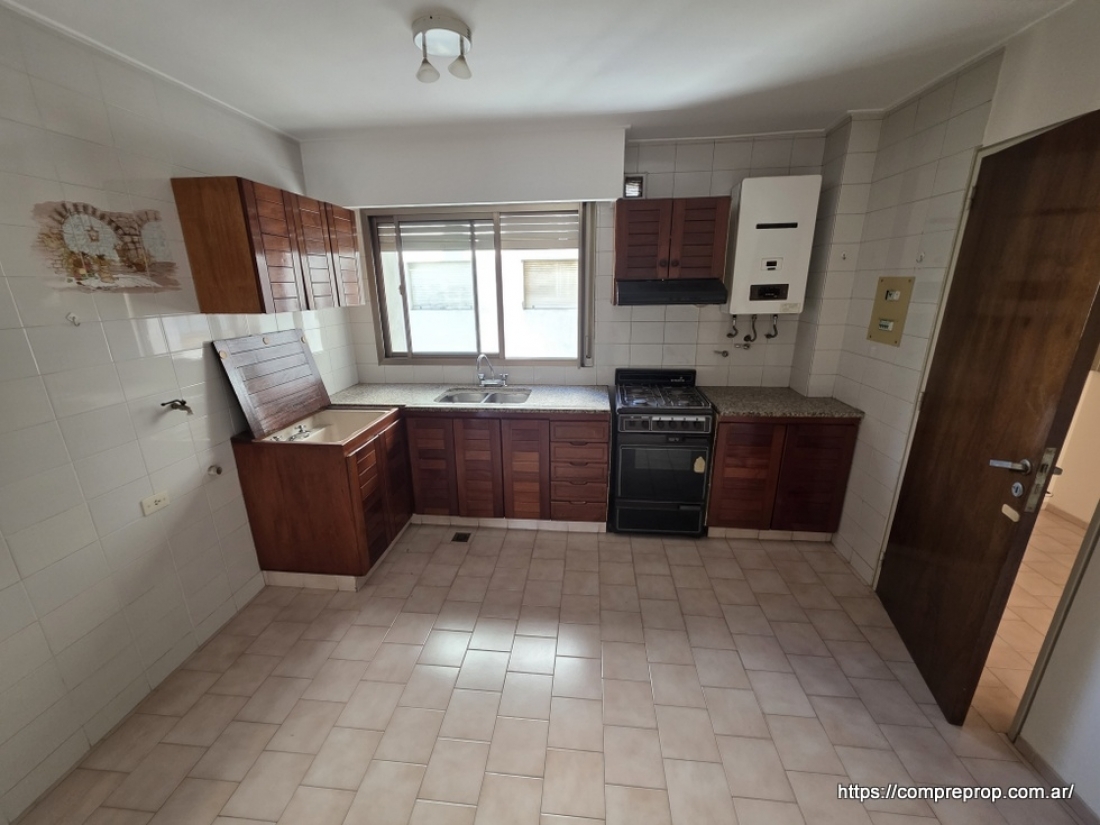DEPARTAMENTO EN VENTA NUEVA CORDOBA 3 DORMITORIOS CON BALCON