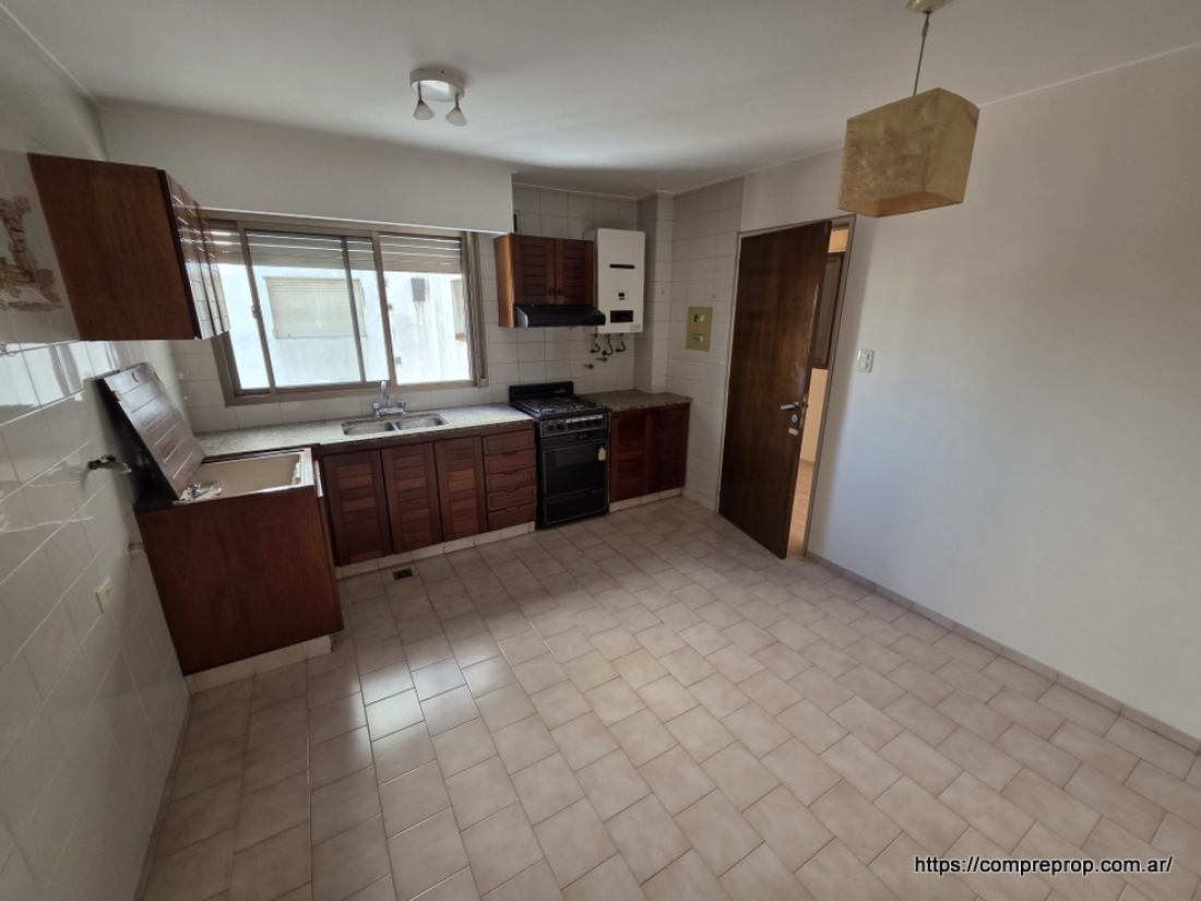 DEPARTAMENTO EN VENTA NUEVA CORDOBA 3 DORMITORIOS CON BALCON