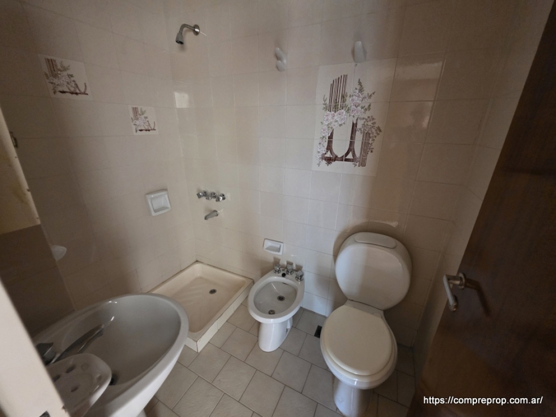 DEPARTAMENTO EN VENTA NUEVA CORDOBA 3 DORMITORIOS CON BALCON