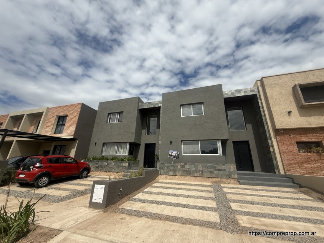 DUPLEX EN VENTA A ESTRENAR LA CATALINA 3 DORMITORIOS