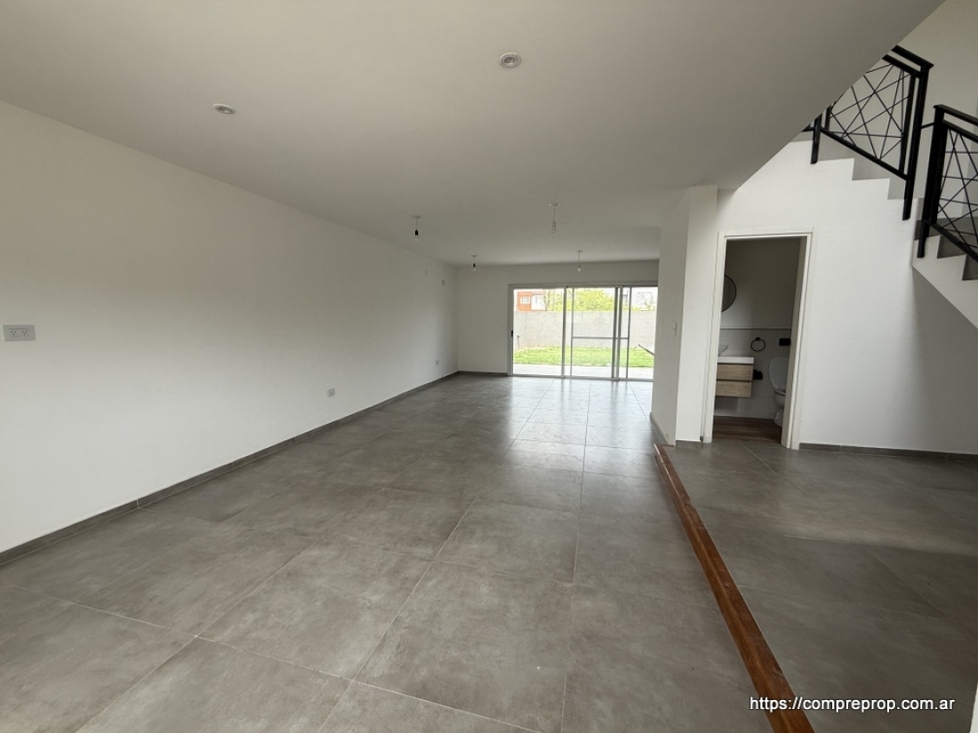 DUPLEX EN VENTA A ESTRENAR LA CATALINA 3 DORMITORIOS