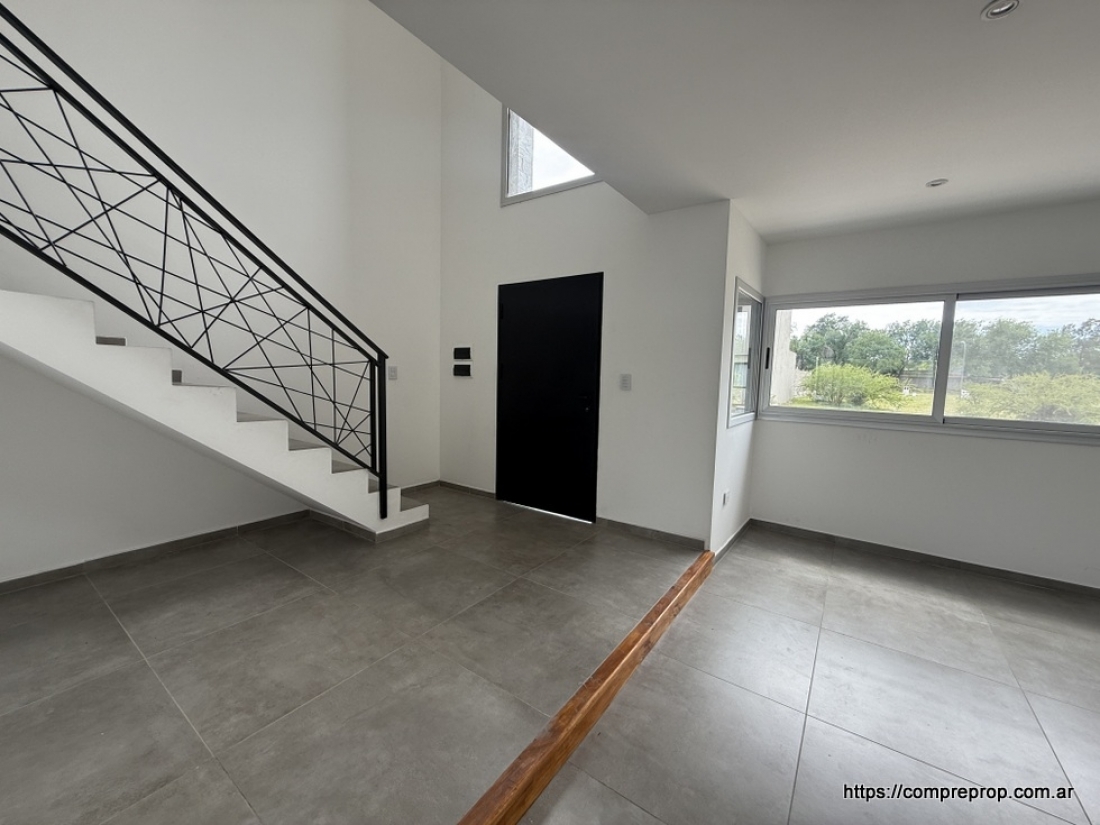 DUPLEX EN VENTA A ESTRENAR LA CATALINA 3 DORMITORIOS