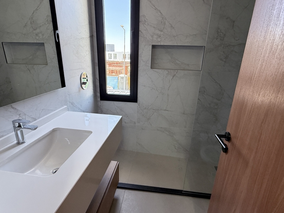 ALQUILER EN CAMPO CHICO ZONA SUR DPLEX DE 3 DORMITORIOS 