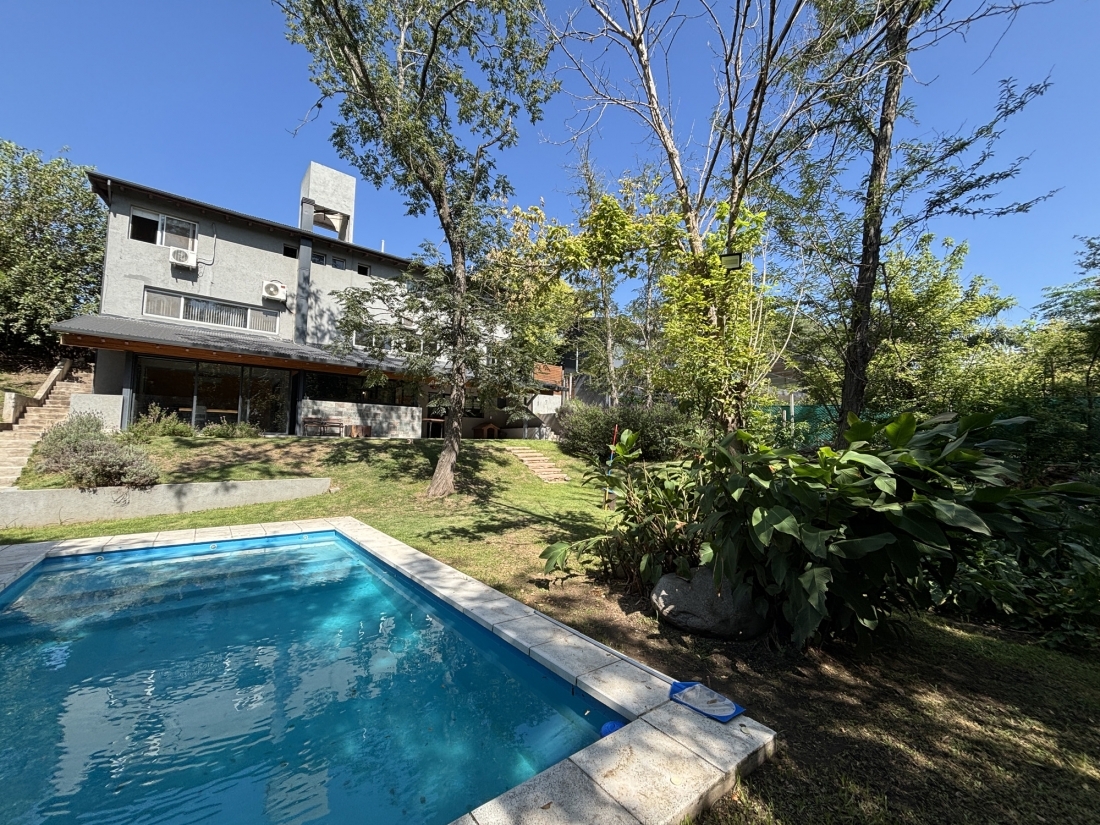 LA ARBOLEDA VILLA WARCALDE CASA EN VENTA 3 DORMITORIOS ESCRITORIO